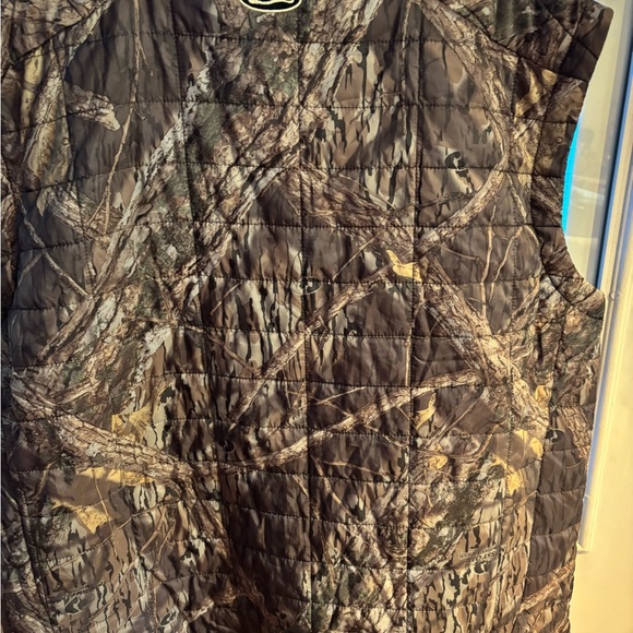 Drake Camo Quilted  Down Vest - Picture 4 of 6